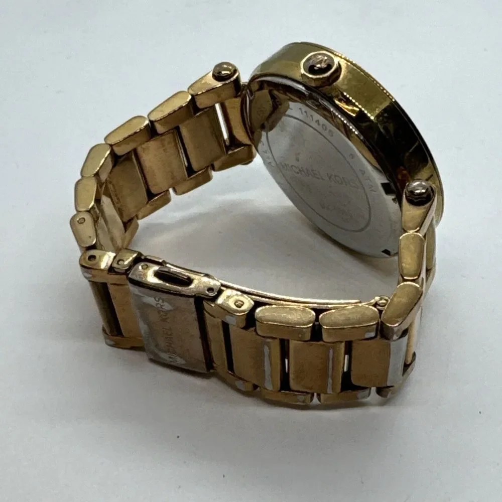 Michael Kors Parker MK5865 Women Rose Gold Analog Dial Quartz Wrist Watch JNA407